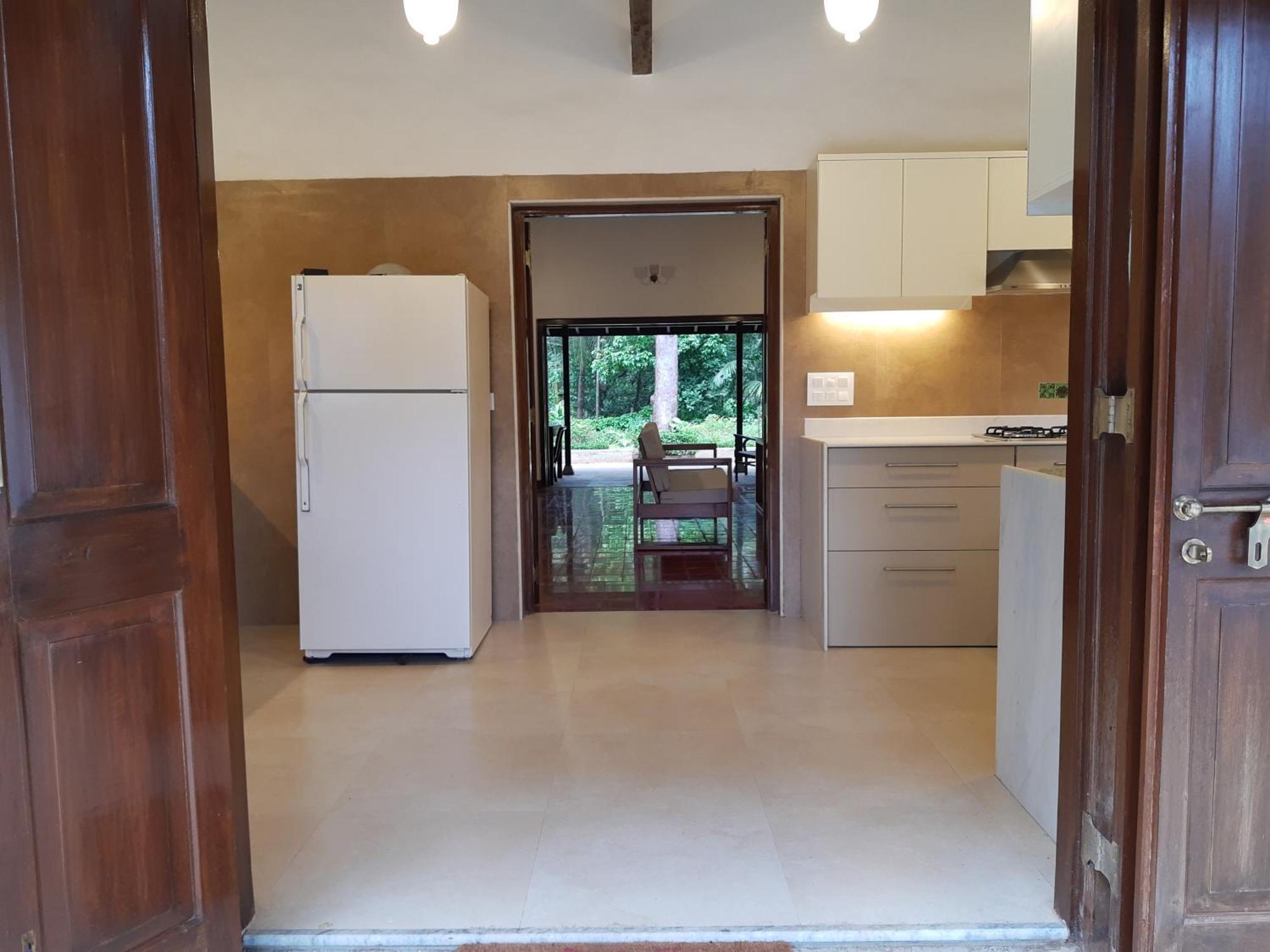 Banyan House - Luxurious 4 Bedroom Villa On One Acre, Near The Beach Nāgaon Exterior foto