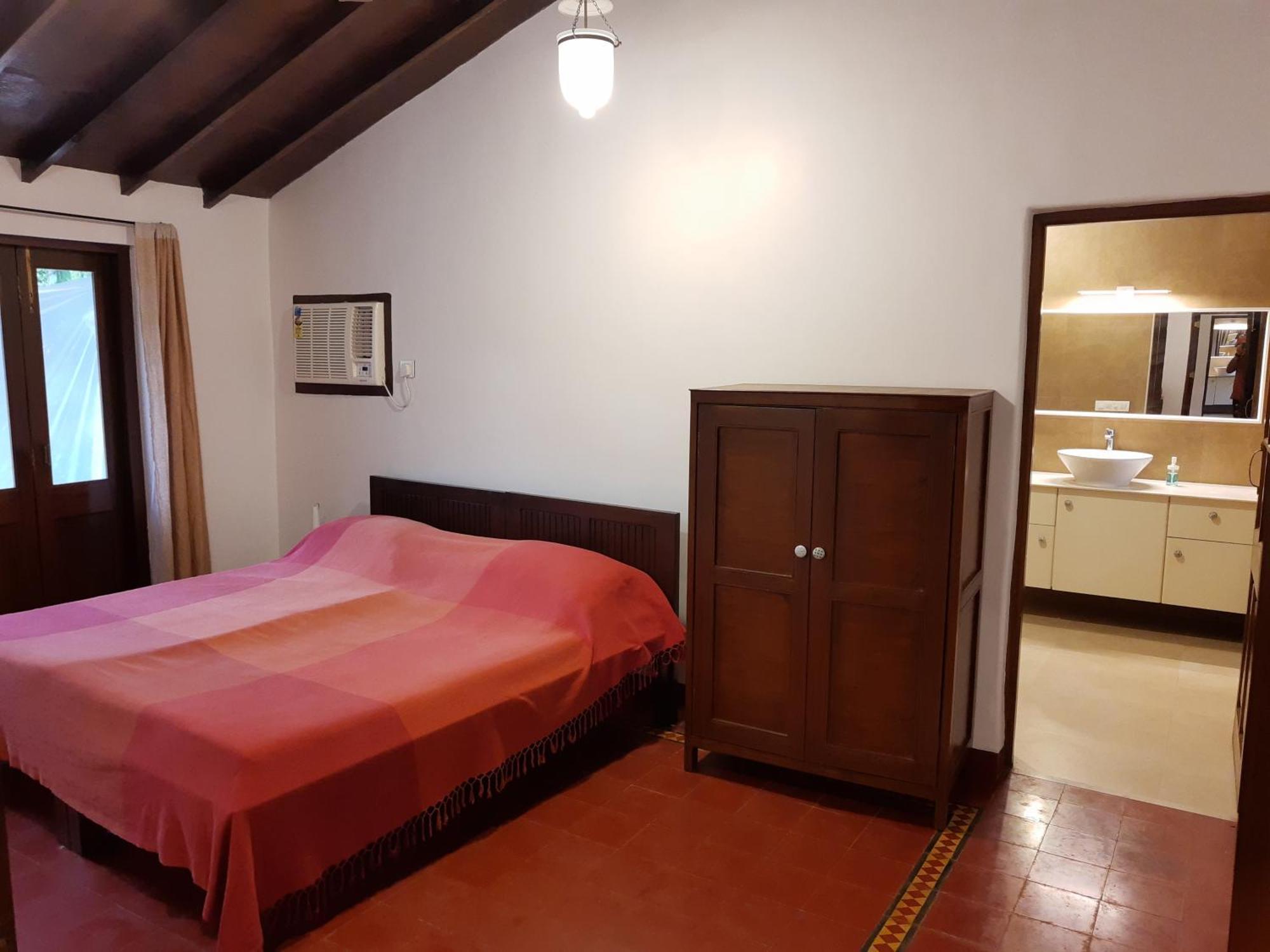 Banyan House - Luxurious 4 Bedroom Villa On One Acre, Near The Beach Nāgaon Exterior foto